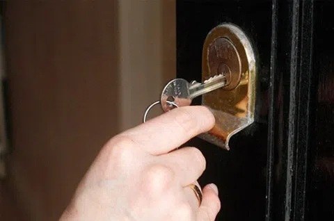 Security Locksmith Services Fort Myers, FL 239-314-0235 - 7-Door-Unlock